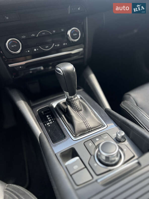 Седан Mazda 6 2018 в Львові