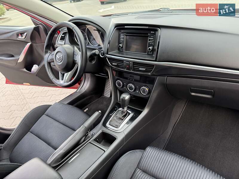 Седан Mazda 6 2014 в Киеве