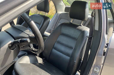 Седан Mazda 6 2002 в 