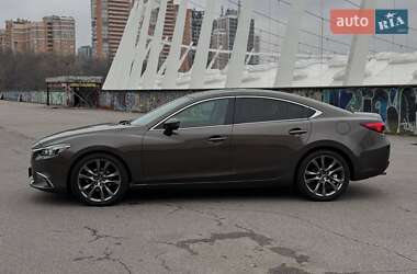 Седан Mazda 6 2015 в 