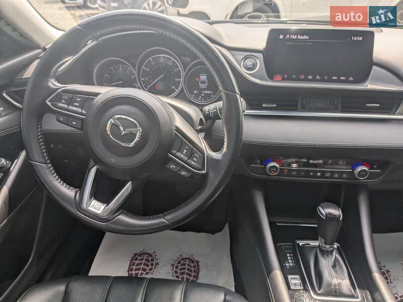 Седан Mazda 6 2018 в Киеве