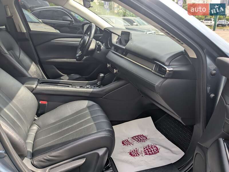Седан Mazda 6 2018 в Киеве