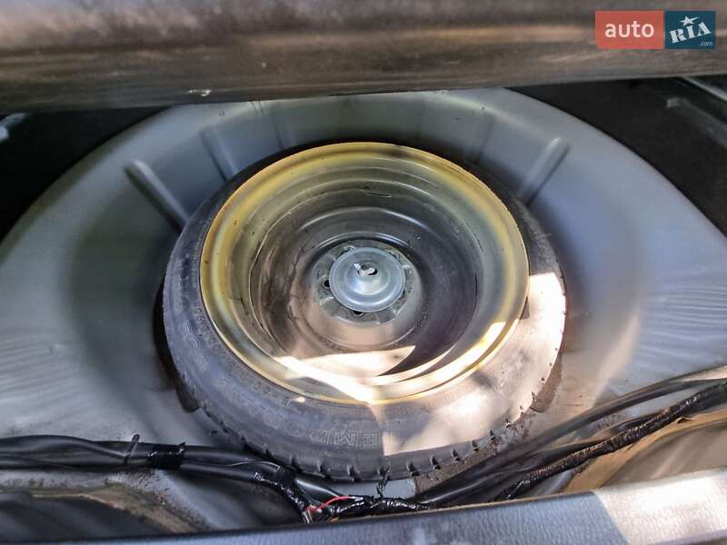 Універсал Mazda 6 2004 в Черкасах