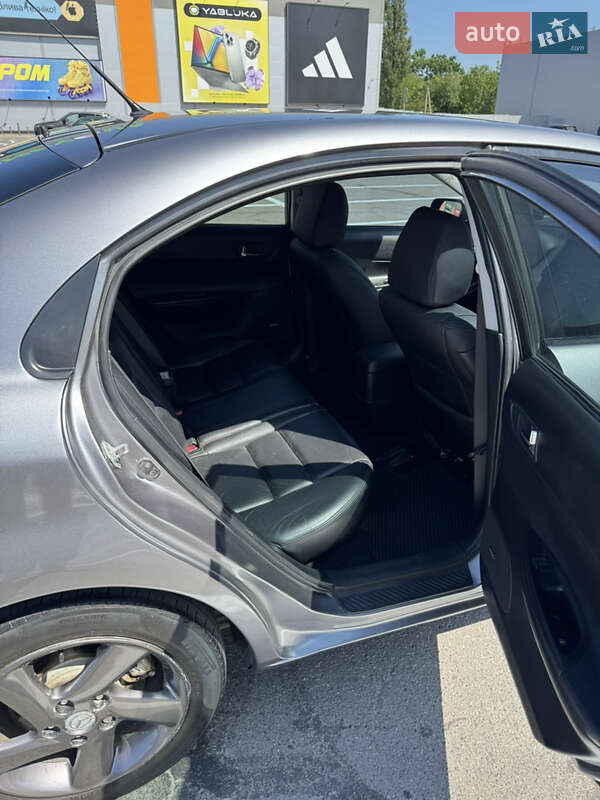 Лифтбек Mazda 6 2002 в Полтаве