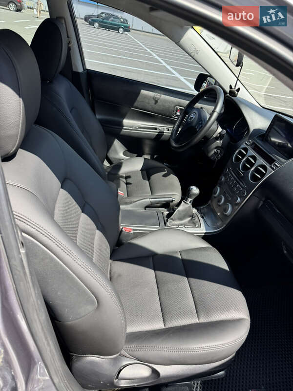 Лифтбек Mazda 6 2002 в Полтаве