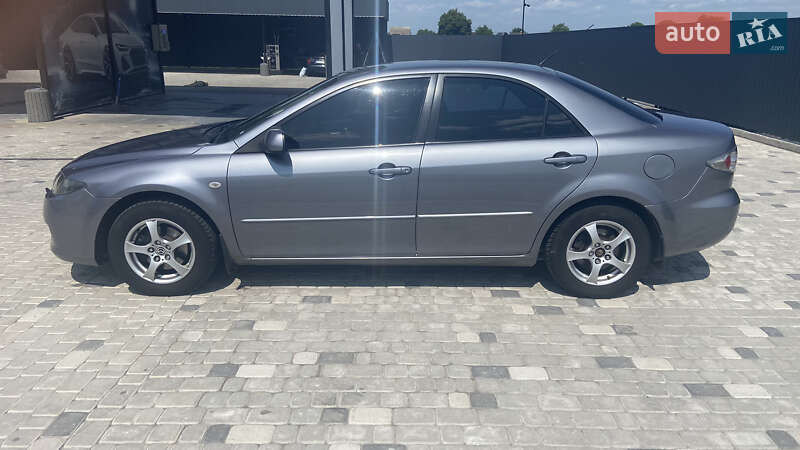 Седан Mazda 6 2006 в Гнивани