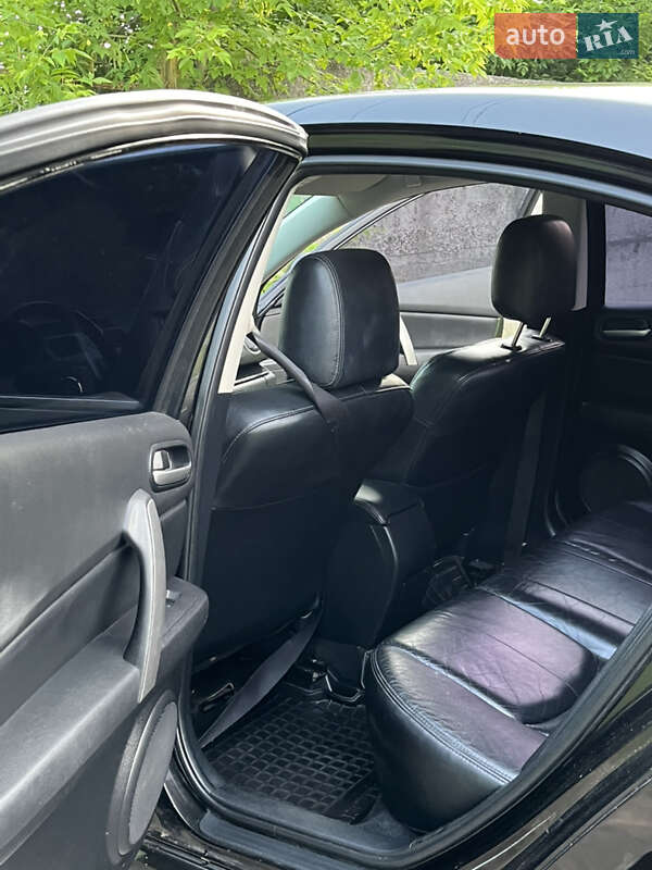 Седан Mazda 6 2008 в Мені