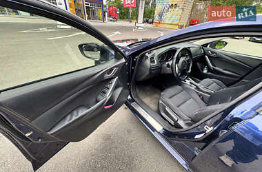 Седан Mazda 6 2013 в 
