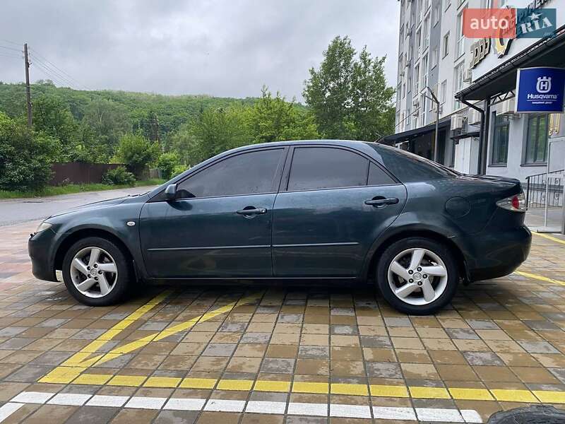 Седан Mazda 6 2005 в Обухове