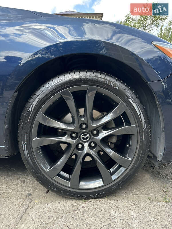 Седан Mazda 6 2017 в Днепре