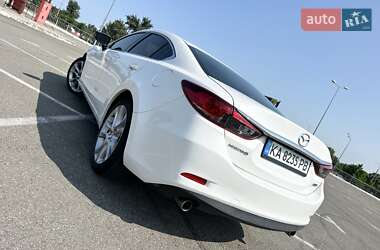 Седан Mazda 6 2015 в 