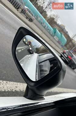 Седан Mazda 6 2015 в 