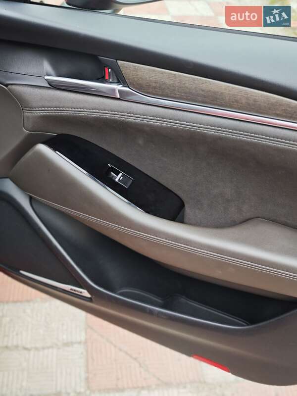 Седан Mazda 6 2023 в Киеве