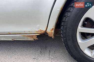 Седан Mazda 6 2004 в Умани