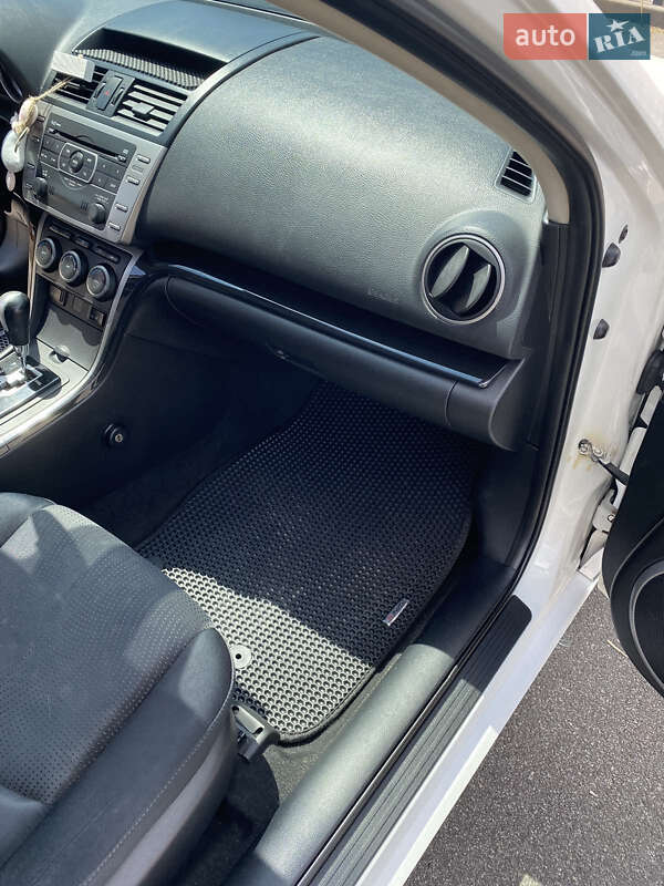 Седан Mazda 6 2008 в Харькове