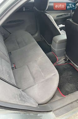 Седан Mazda 6 2004 в 