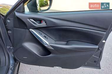 Седан Mazda 6 2014 в 