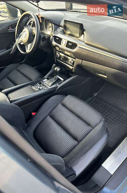 Седан Mazda 6 2015 в 