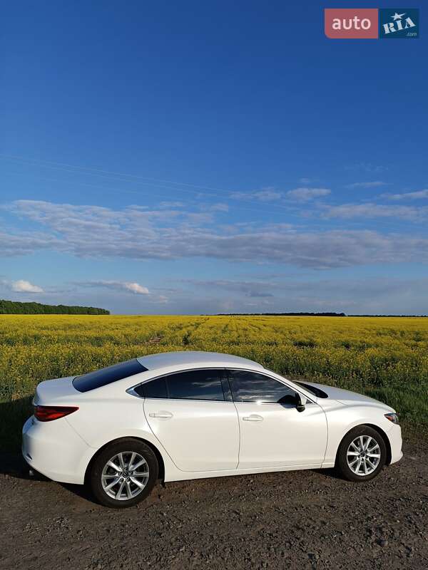Седан Mazda 6 2015 в Киеве
