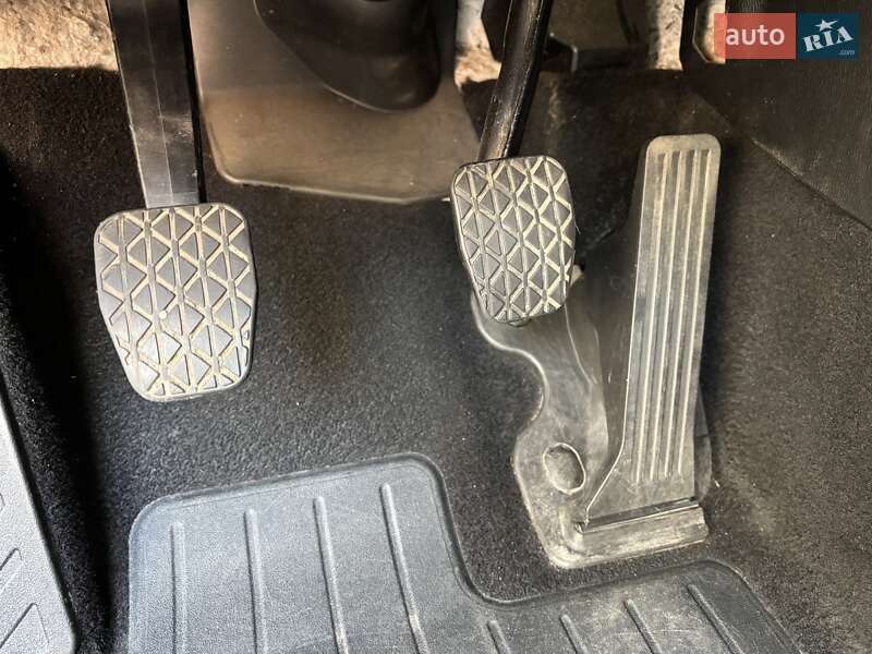 Седан Mazda 6 2014 в Запорожье