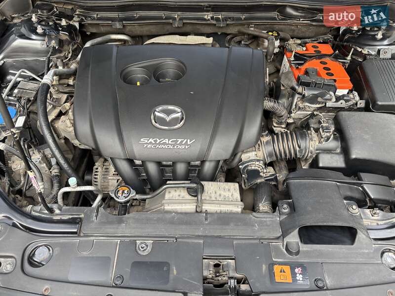 Седан Mazda 6 2014 в Запорожье