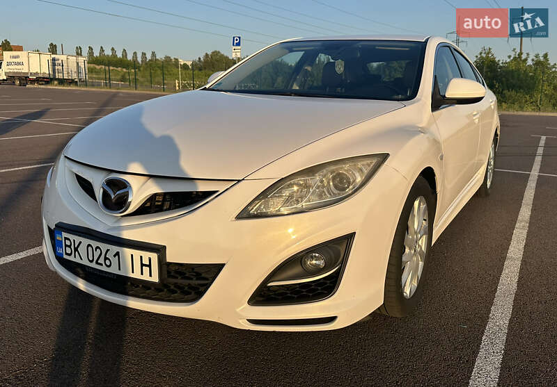Лифтбек Mazda 6 2010 в Ровно