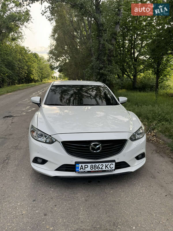 Седан Mazda 6 2014 в 