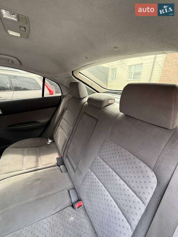 Лифтбек Mazda 6 2005 в Днепре