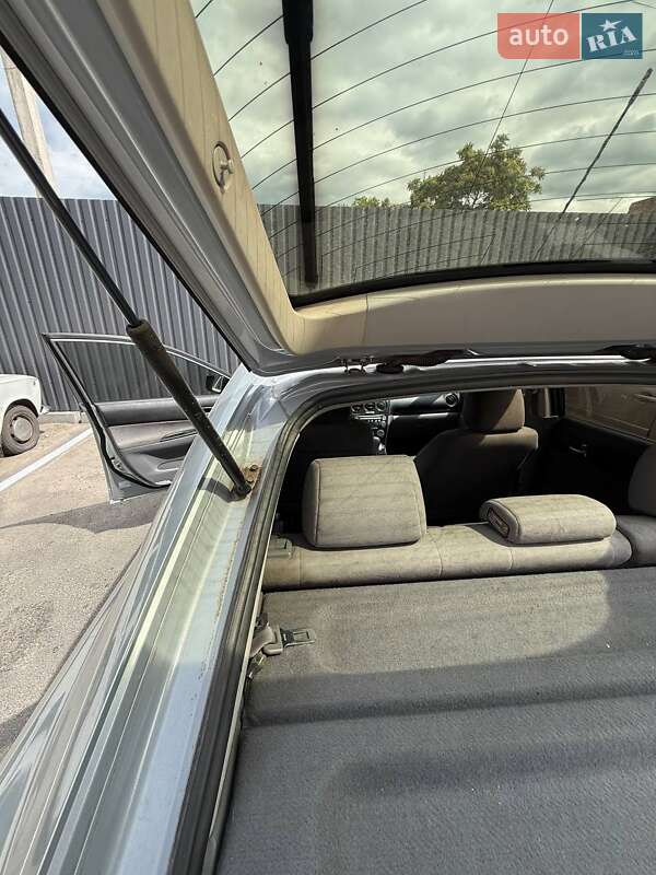 Лифтбек Mazda 6 2005 в Днепре