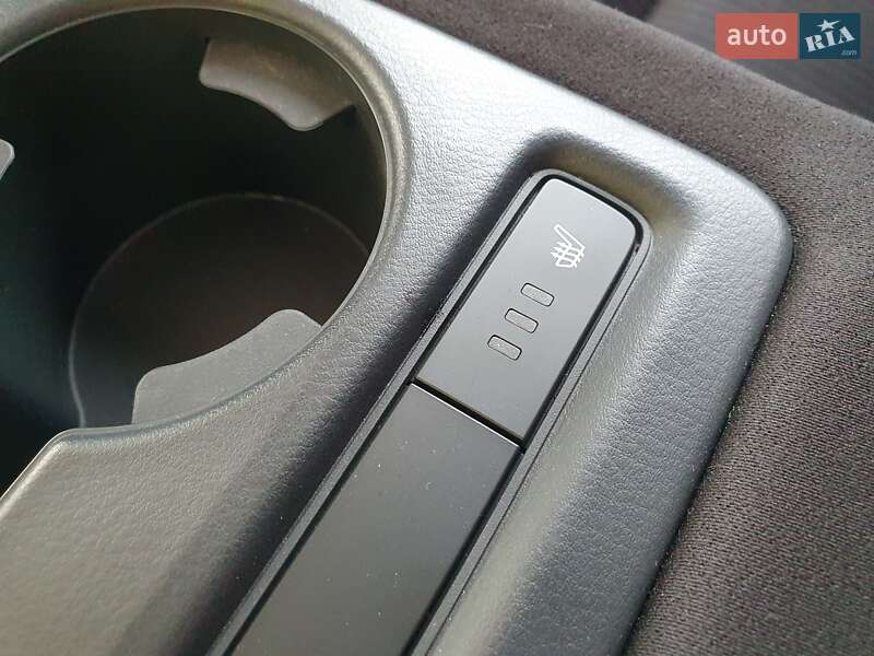 Седан Mazda 6 2016 в Киеве