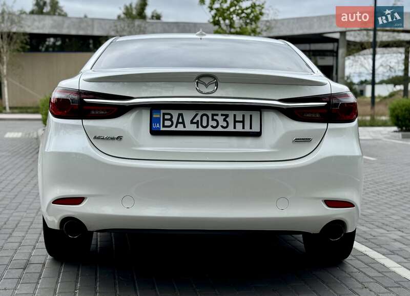 Седан Mazda 6 2018 в Киеве