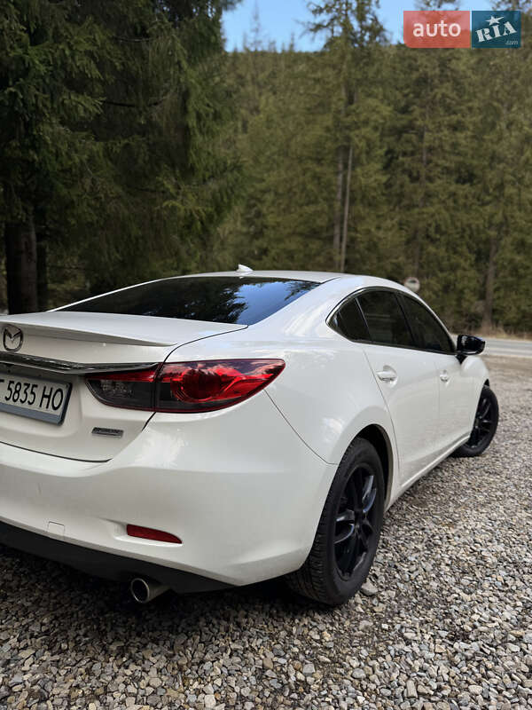 Седан Mazda 6 2013 в Ивано-Франковске