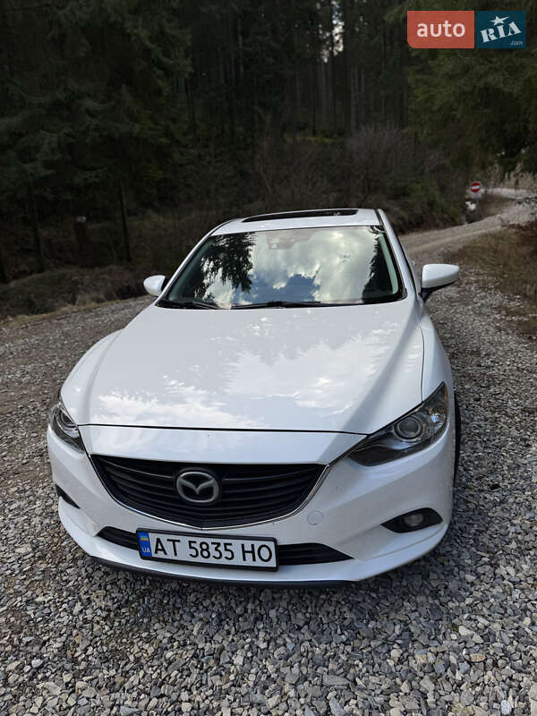 Седан Mazda 6 2013 в Ивано-Франковске