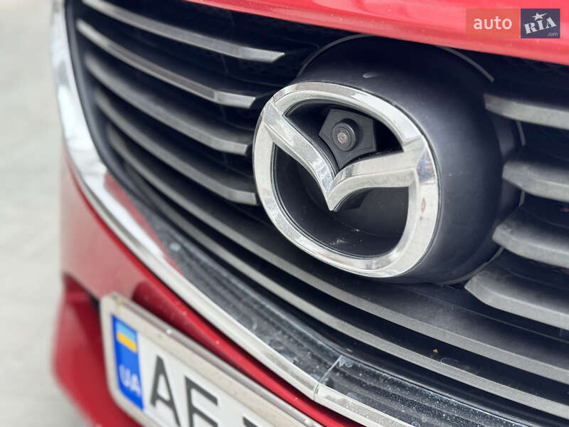 Седан Mazda 6 2015 в Днепре