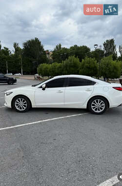Седан Mazda 6 2014 в 