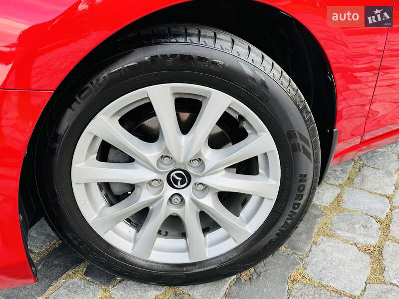 Седан Mazda 6 2017 в Киеве
