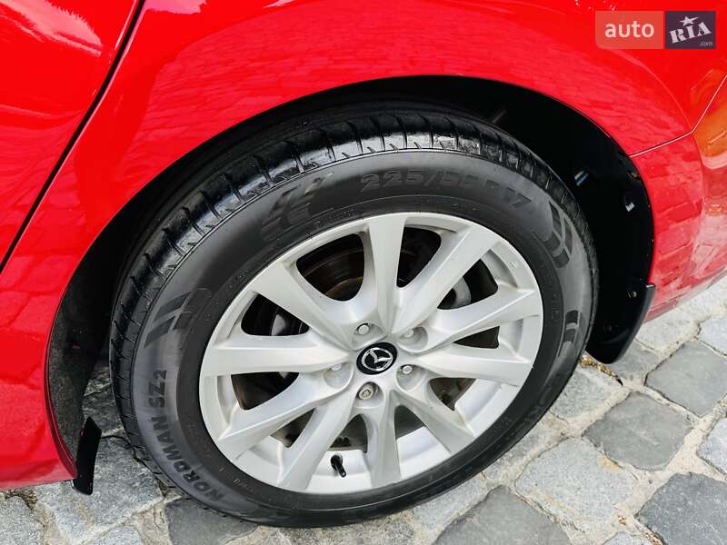 Седан Mazda 6 2017 в Киеве