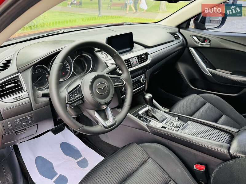 Седан Mazda 6 2017 в Киеве