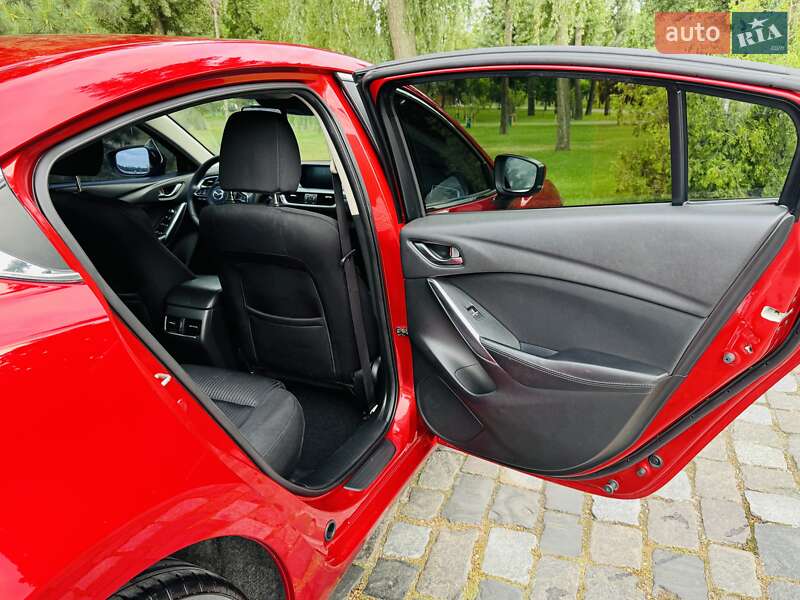 Седан Mazda 6 2017 в Киеве