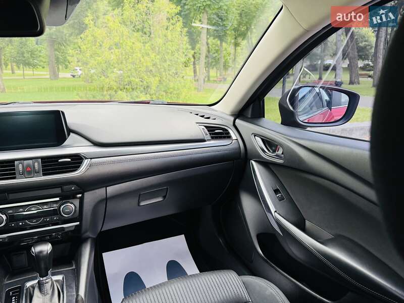 Седан Mazda 6 2017 в Киеве