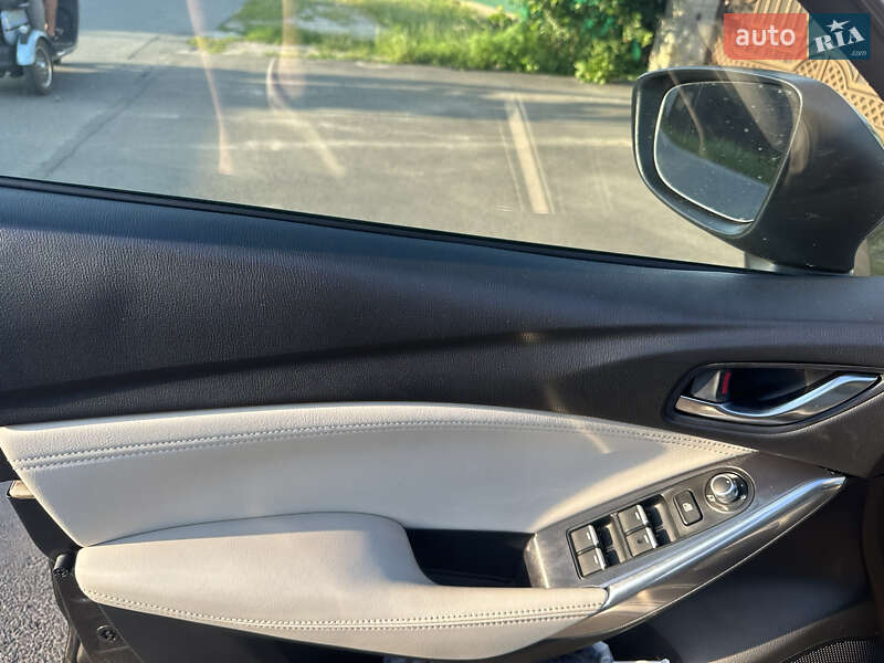 Седан Mazda 6 2015 в Конотопе