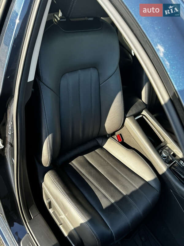 Седан Mazda 6 2018 в Киеве