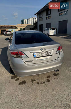Седан Mazda 6 2011 в 