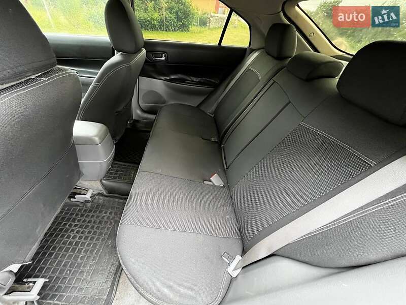 Седан Mazda 6 2004 в Хмельницком