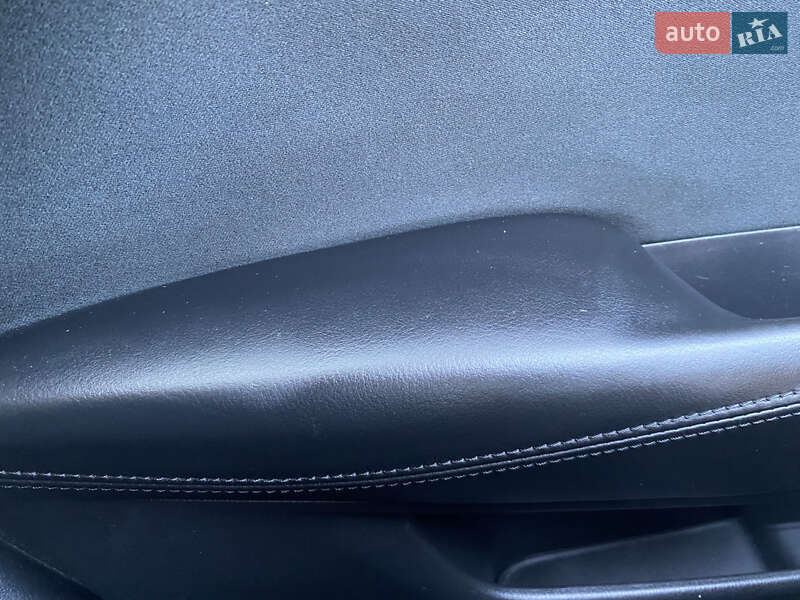 Седан Mazda 6 2015 в Полтаве