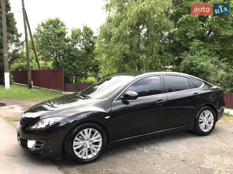Седан Mazda 6 2008 в Волочиске