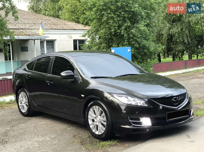 Седан Mazda 6 2008 в Волочиске