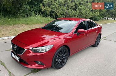 Седан Mazda 6 2012 в Остроге