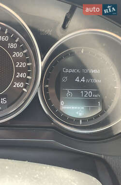 Седан Mazda 6 2012 в 