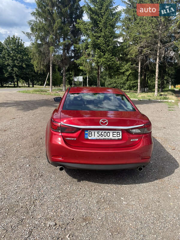 Седан Mazda 6 2015 в Хороле